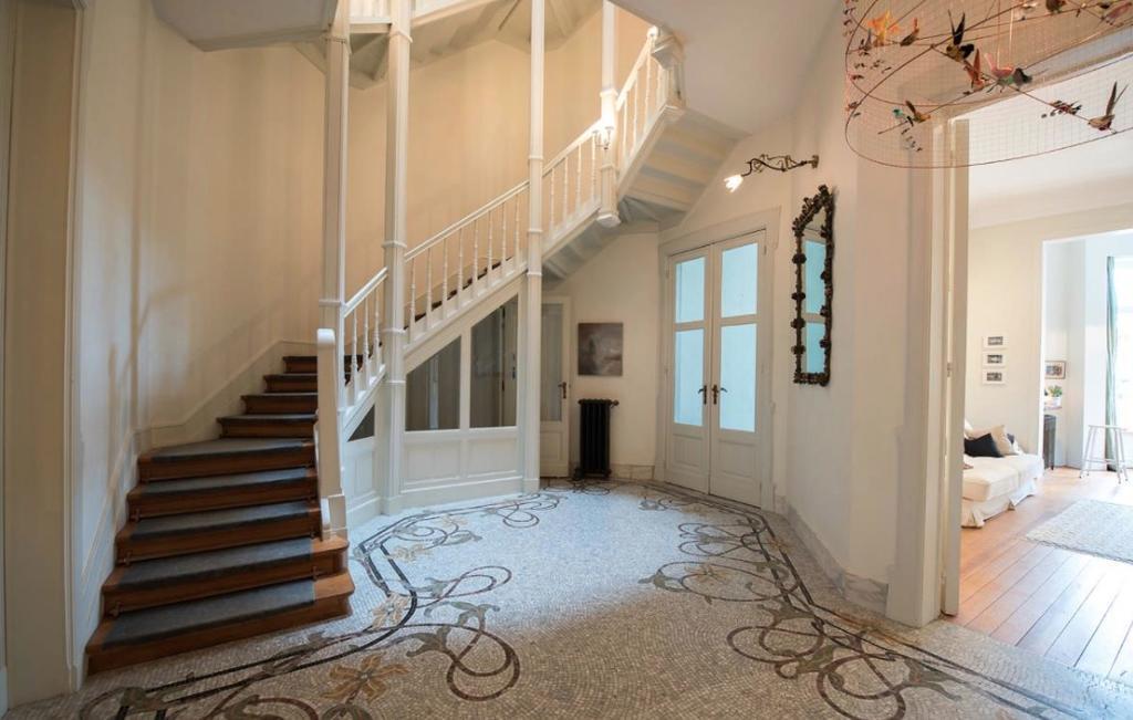 Khách sạn Maison Flagey Brussels